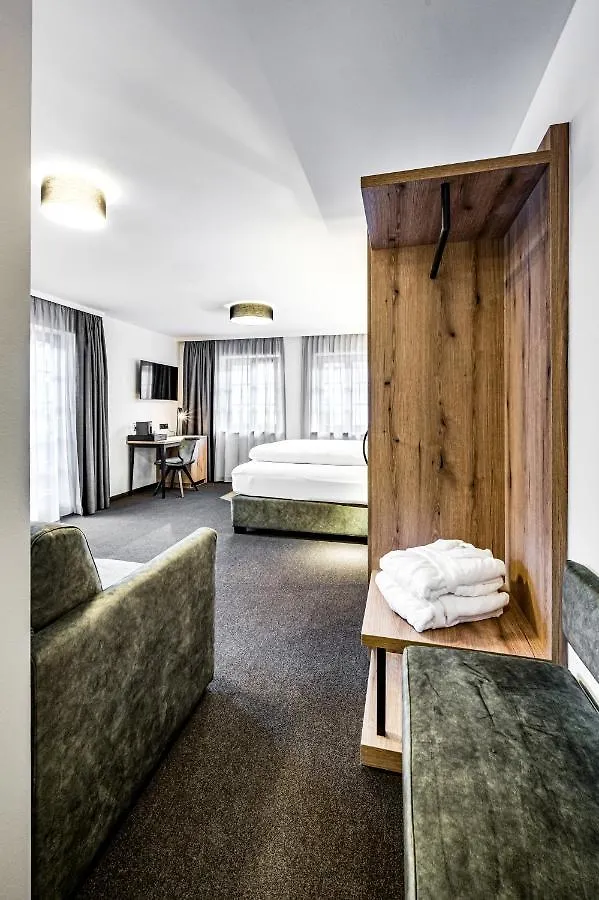 アパート Sonnalp Residences ゼルデン
