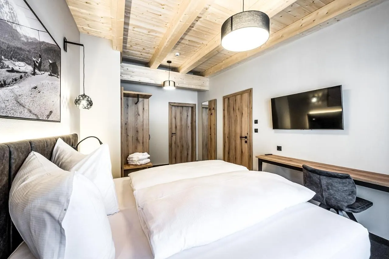 アパート Sonnalp Residences ゼルデン